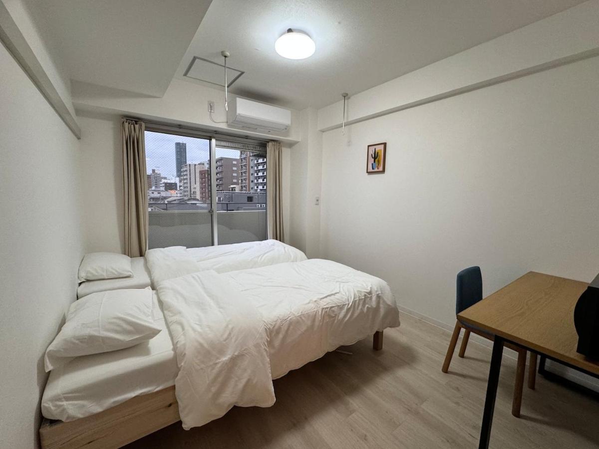 Ikebukuro 502 Twin Apartment